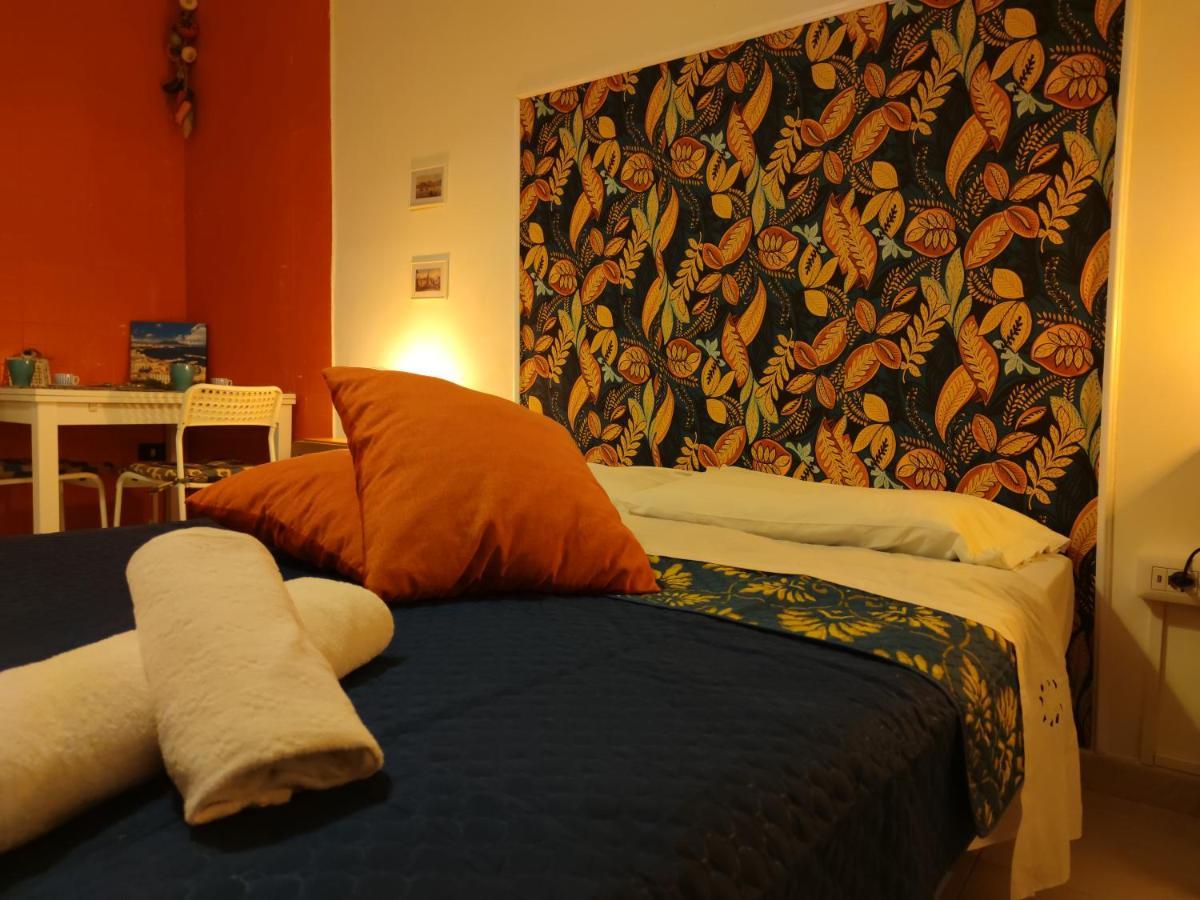 Case Vacanza Pistorius Naples Exterior photo